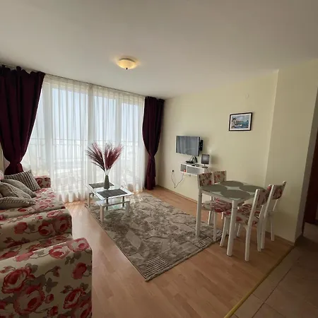 Grand - Sea Viev And Premium Апартаменти
